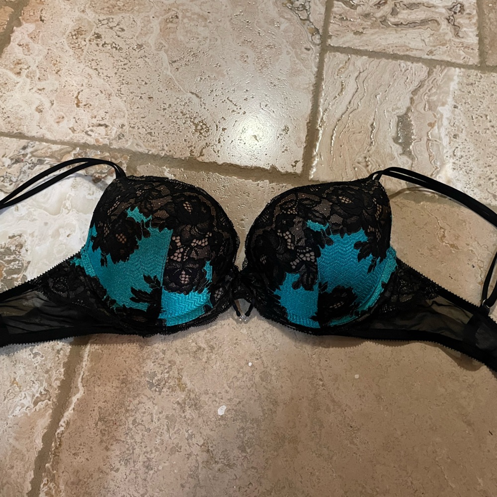 Victoria Secret push-up bra lace black/turquoise size 34D